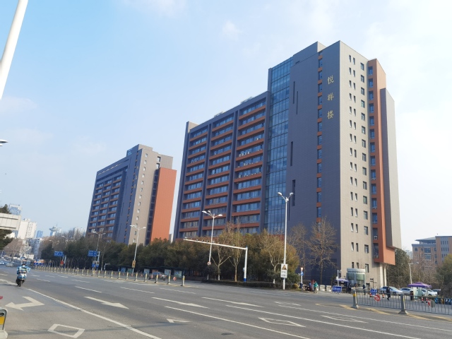 管理科研楼、教学行政楼